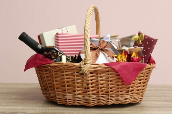 Creative Gift Basket Ideas for Social Workers